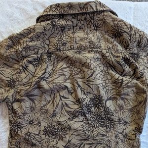 Patagonia organic cotton short sleeve floral shirt